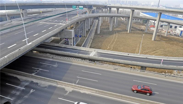 泰伯大道（锡张高速-区界）道路工程-B段（鸿山路-区界）道路工程